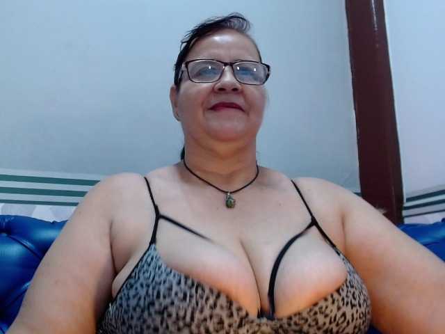 Live sex webcam photo for LauraRiley #269330579