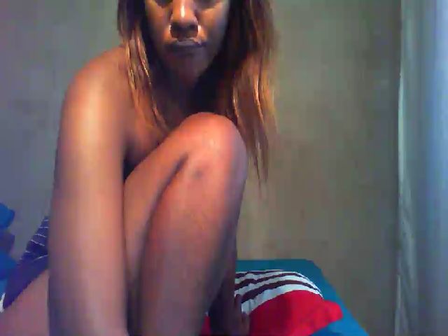 Live sex webcam photo for Sexybigass23 #269319907