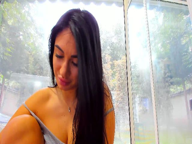 Live sex webcam photo for MelanieRhodes #269321796