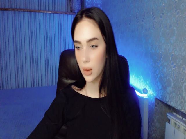 Live sex webcam photo for MichelleFrost #269333283