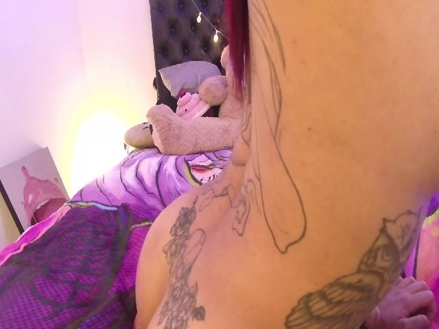 Live sex webcam photo for Chanell_tatto #269331095