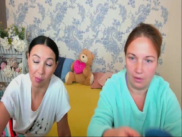Live sex webcam photo for NikaRysa #269333523