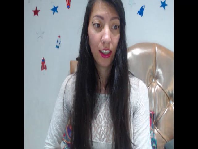 Live sex webcam photo for Kaymilf #269333248