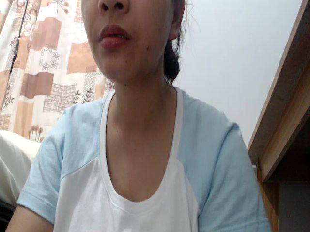 Live sex webcam photo for HotpukiLuver #269322899