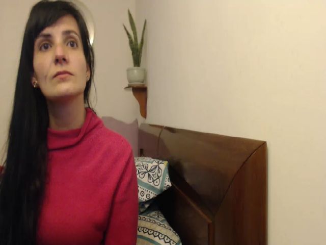 Live sex webcam photo for isabellazee2 #269317500