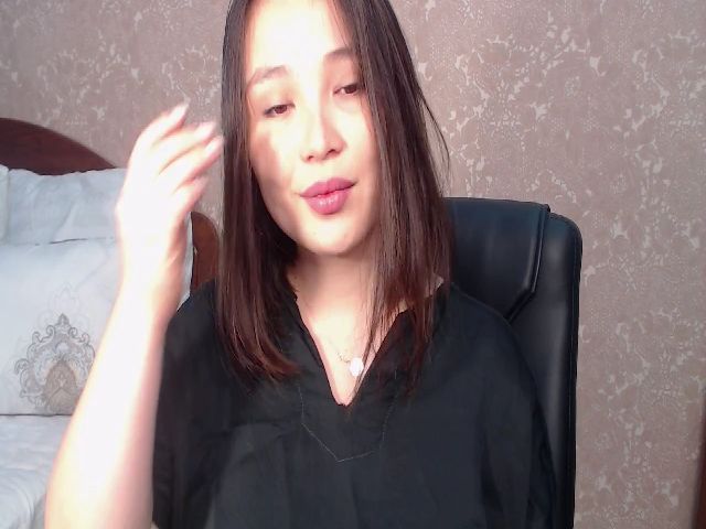 Live sex webcam photo for AyaMoon #287869438