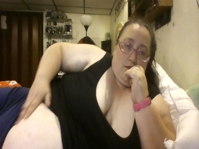 Live sex webcam photo for BBWAngel85 #269318301