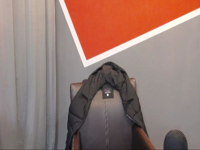 Live sex webcam photo for Viviana05 #269321734