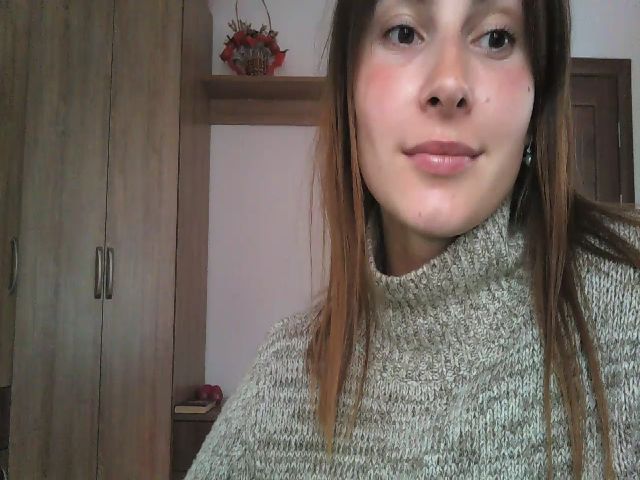 Live sex webcam photo for MisssSun #269326553