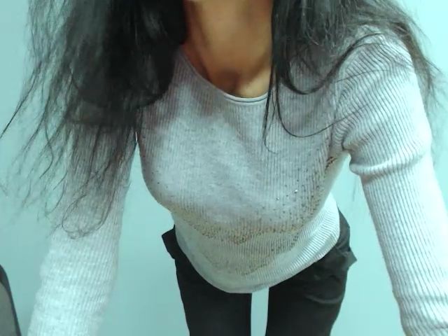 Live sex webcam photo for Miss_Vivian #269328483