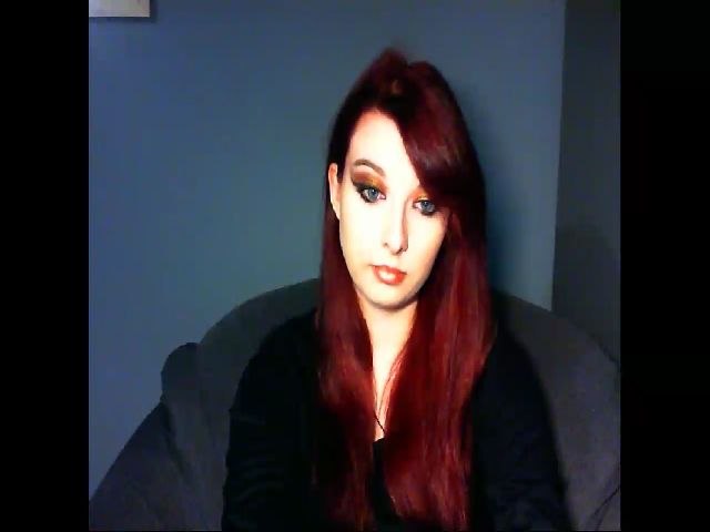 Live sex webcam photo for VirginLuna18 #269326410