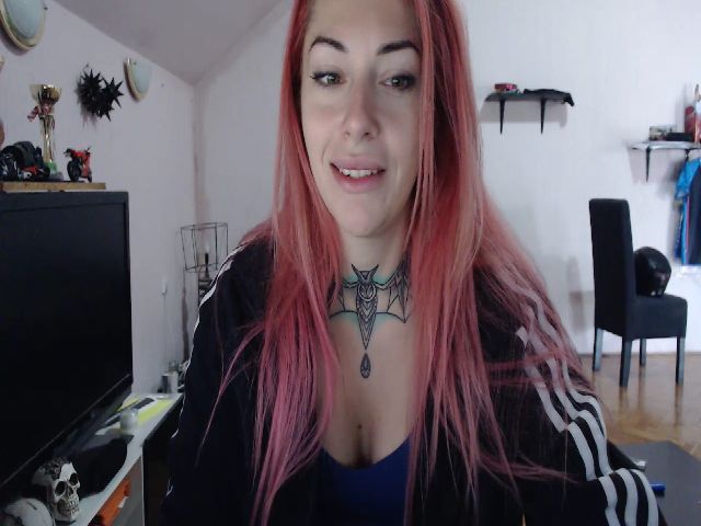 Live sex webcam photo for SweetRacerEl #269324503