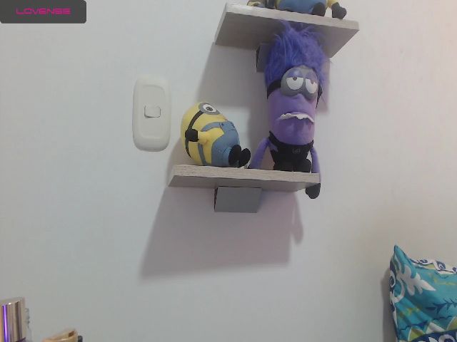 Live sex webcam photo for Mariana__Cute #269332315