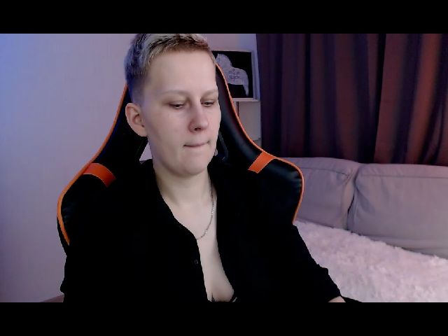 Live sex webcam photo for Oh_daisy #269331618