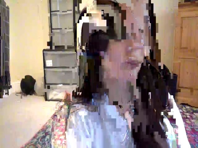 Live sex webcam photo for Miss_emiko #269327817