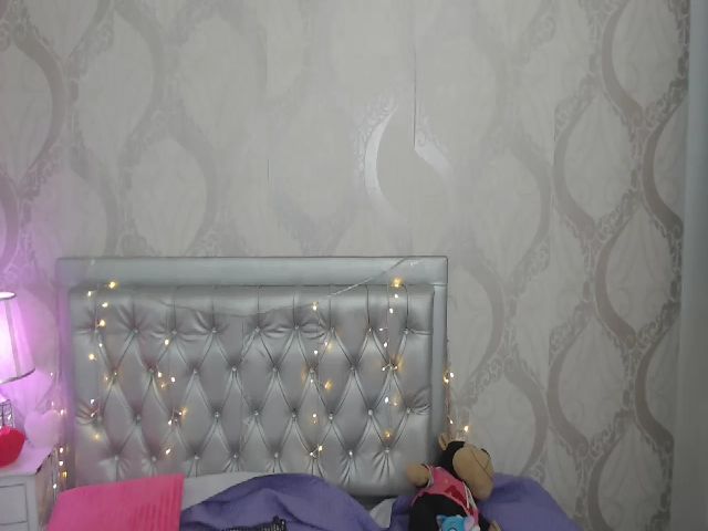 Live sex webcam photo for Kimmy_banks #269319514