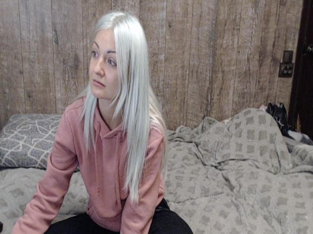 Live sex webcam photo for BrightAlicia #269331164