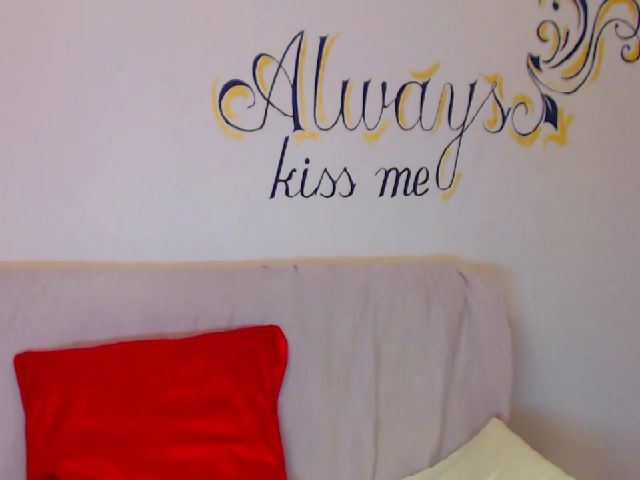 Live sex webcam photo for JosephineLDS #269322640