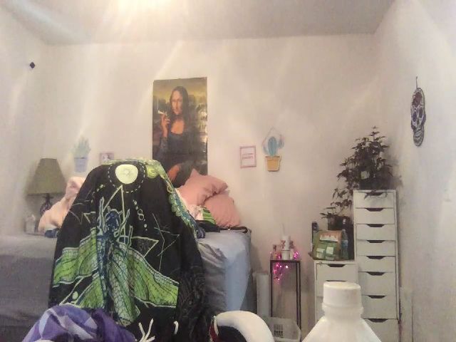 Live sex webcam photo for Ganjafux710 #269327471