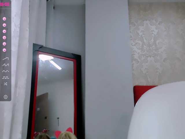 Live sex webcam photo for Alondra-69 #269325135