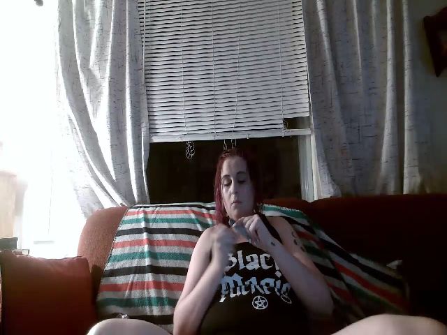 Live sex webcam photo for Weetziebabe #269317188