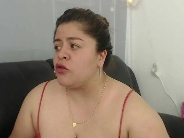 Live sex webcam photo for sopiemaee #269320908