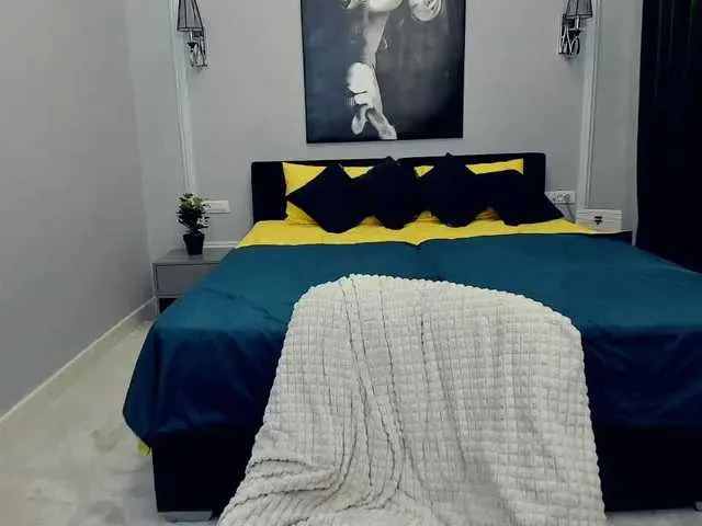 Live sex webcam photo for IceDanielle #269329586