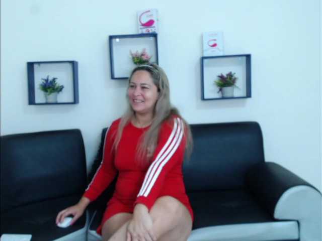 Live sex webcam photo for WandaFox #269325026