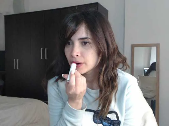 Live sex webcam photo for orianastevens #269329802