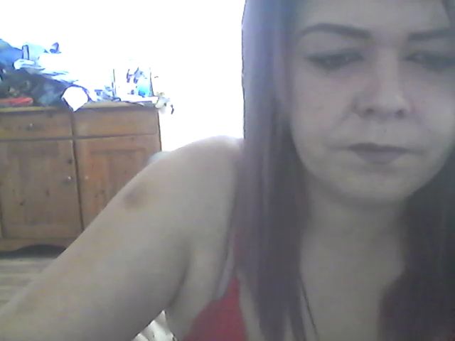 Live sex webcam photo for chloe1995 #269323626