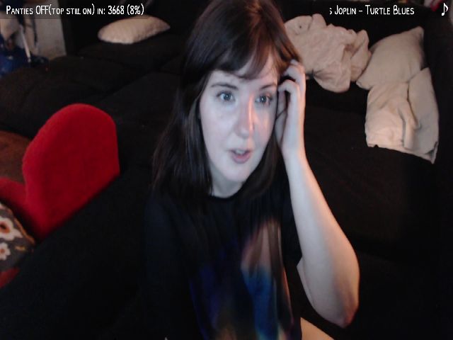 Live sex webcam photo for oxytocindy #269331102