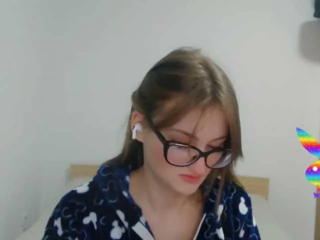 Live sex webcam photo for irisachka #269349994