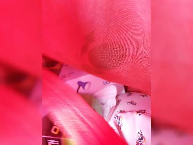 Live sex webcam photo for Girl-Ksenia #269349814