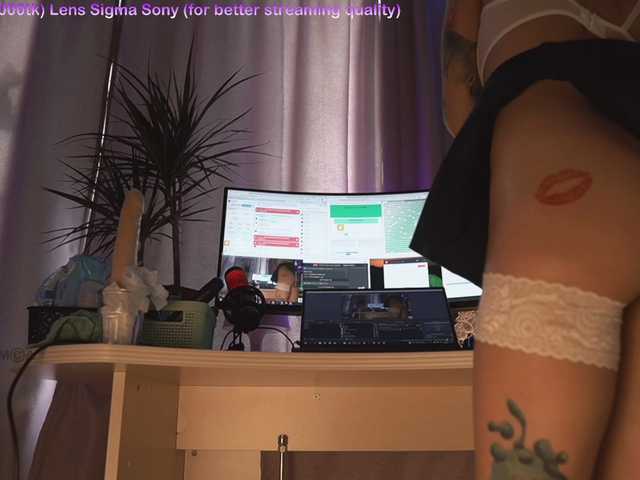 Live sex webcam photo for siberianngirl #269344540