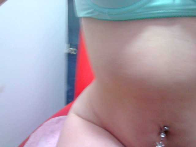 Live sex webcam photo for meganhot21 #269350252