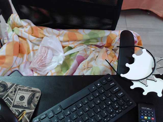 Live sex webcam photo for rominacasti #269350819