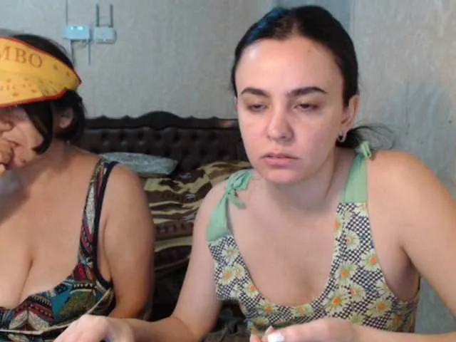 Live sex webcam photo for Katernia48 #269344800
