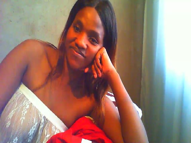 Live sex webcam photo for Sexybigass23 #269346258