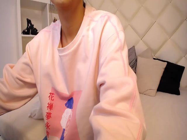 Live sex webcam photo for Tracylowe #269338258