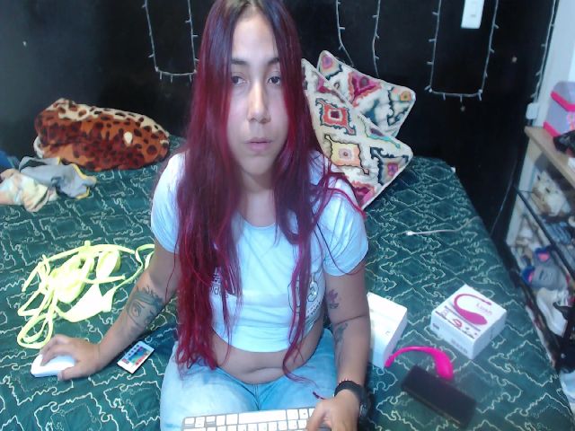 Live sex webcam photo for GiaElliot #269338925