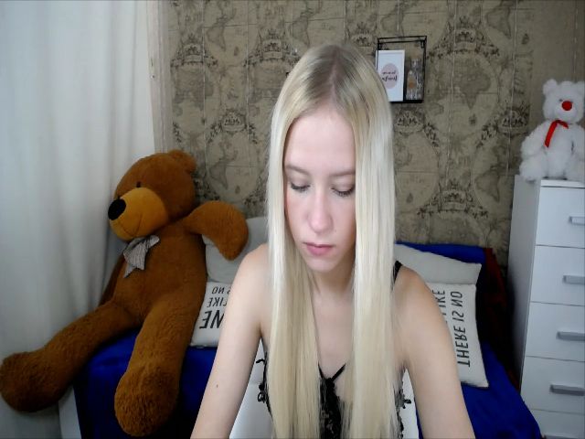 Live sex webcam photo for Tery_Hether #269339752