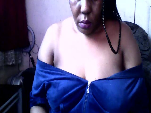 Live sex webcam photo for CHUBBY1X #269347117