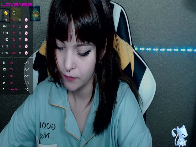 Live sex webcam photo for WorldVerveX #269346992