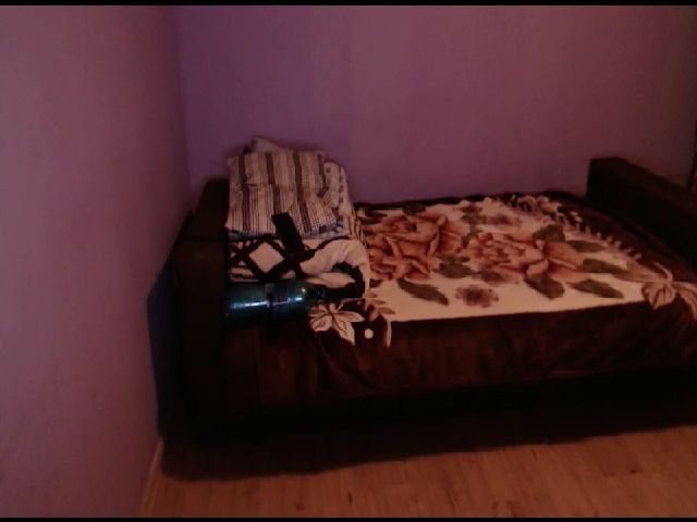 Live sex webcam photo for LoveJulliette #269351219