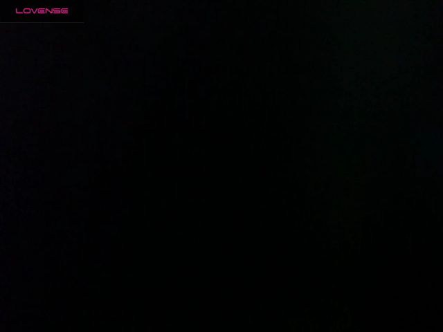 Live sex webcam photo for Arabelajoys #269347614