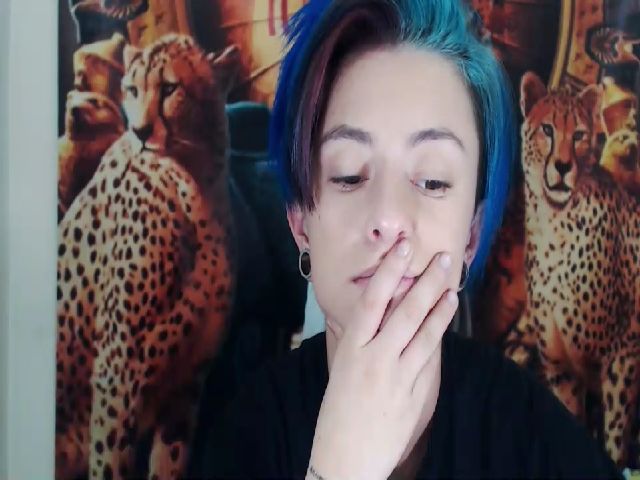 Live sex webcam photo for poison_blue #269348319