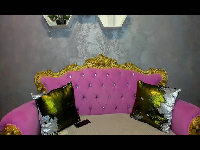 Live sex webcam photo for LennaSparkle #269336838