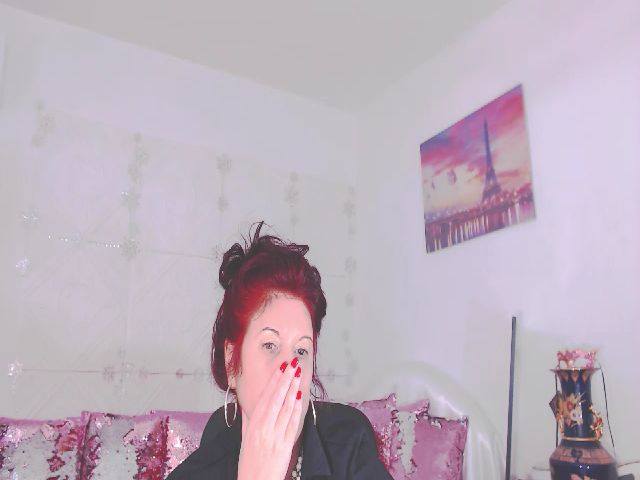 Live sex webcam photo for Deluxek #269346079