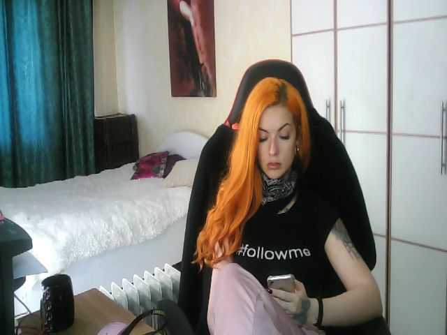 Live sex webcam photo for LuckyStarlet #269343804