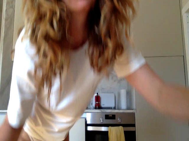 Live sex webcam photo for lanatomatoes #269346127